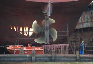 Beda Jenis Baling-baling, Beda Cara Mengemudikannya