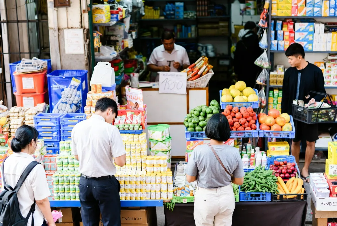 Hal-Hal yang Mempengaruhi Keputusan Pelanggan Saat Membeli